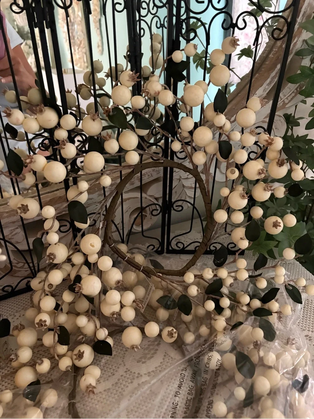 Ivory Berry Wreath Candle Ring Set - Home Holiday Decorative Stem